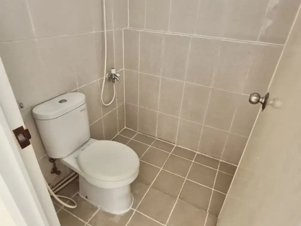 SEWA APARTEMEN 2 KAMAR TIDUR TANPA PERABOT APARTMENT EDUCITY PAKUWON CITY.