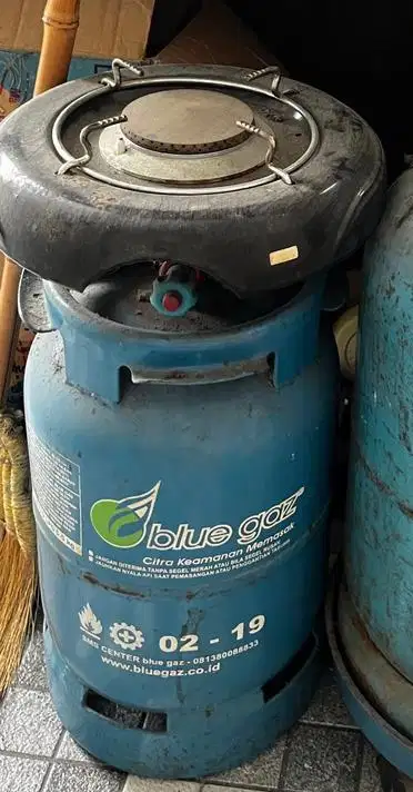 Tabung Gas Blue Gas 5,5kg Kosongan (include kompor)