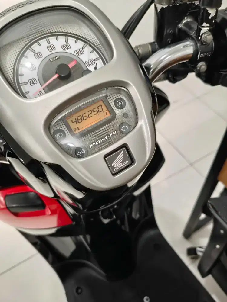 Honda scoopy stylish 110 thn 2018 B depok