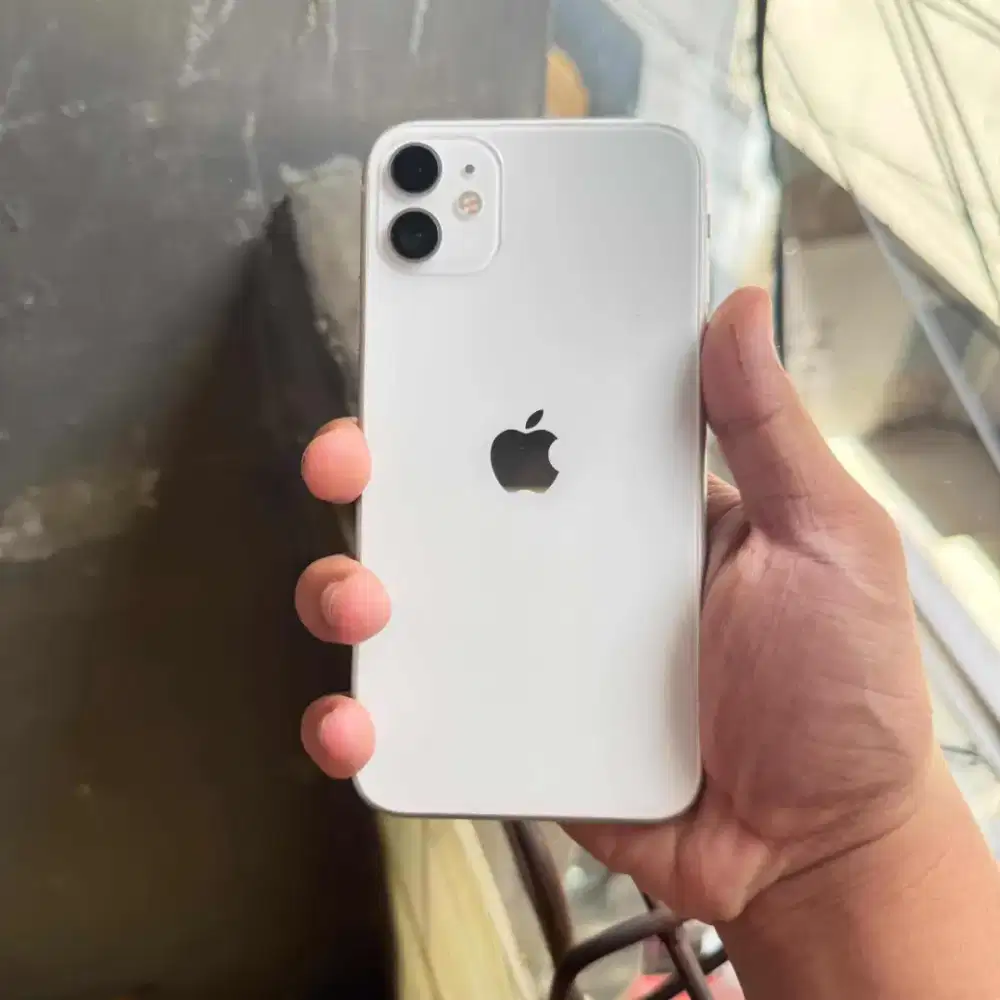 iPhone 11 Basic 128GB INTER RESMI BEACUKAI FULLSET