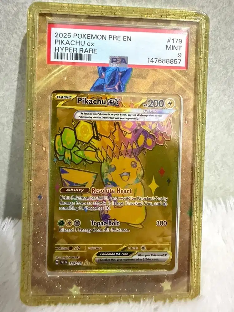 Pikachu Hyper rare TCG english