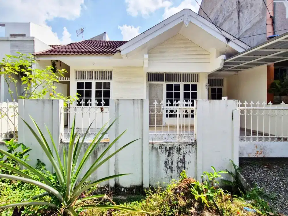 RUMAH SIAP HUNI DALAM KOMPLEK TASBI 1 SETIA BUDI