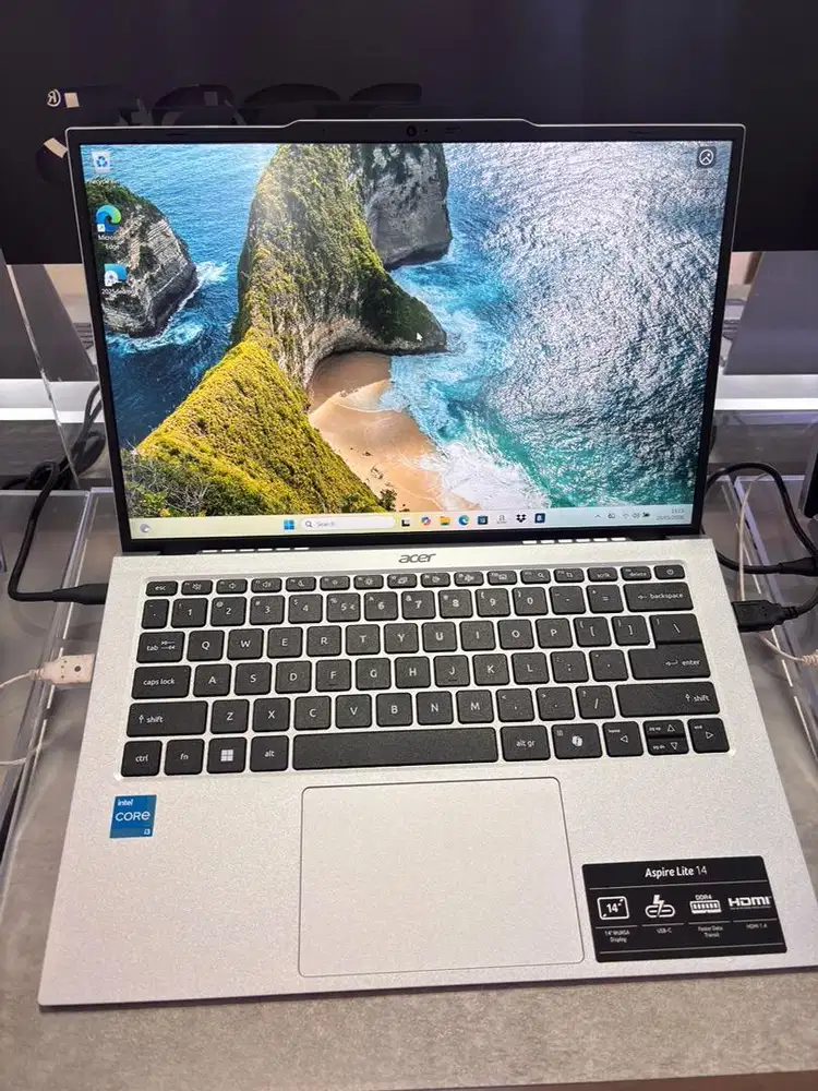 Laptop ACER AL14-53M-36GD Cicilan Murah Dp Mulai 0 Proses Cepat
