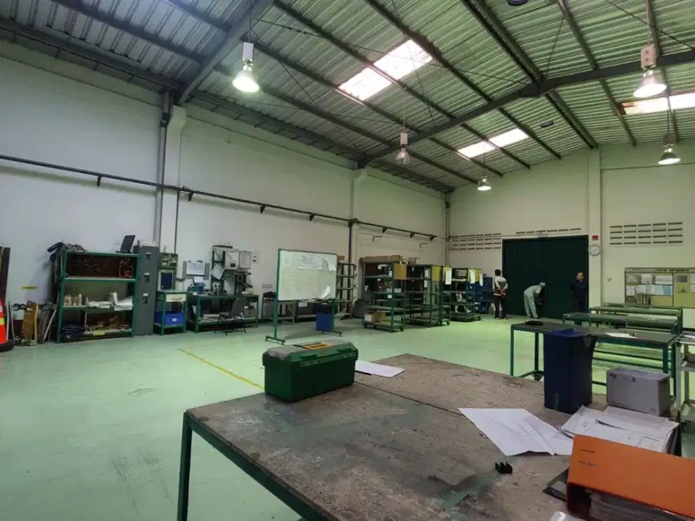 Gudang Komersil Siap Pakai Lokasi Jababeka Industrial Estate Pintu 6 Cikarang Bekasi