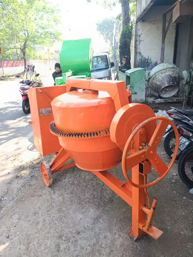 Jual Mesin Molen Beton Tropic 400liter Kondisi Mulus
