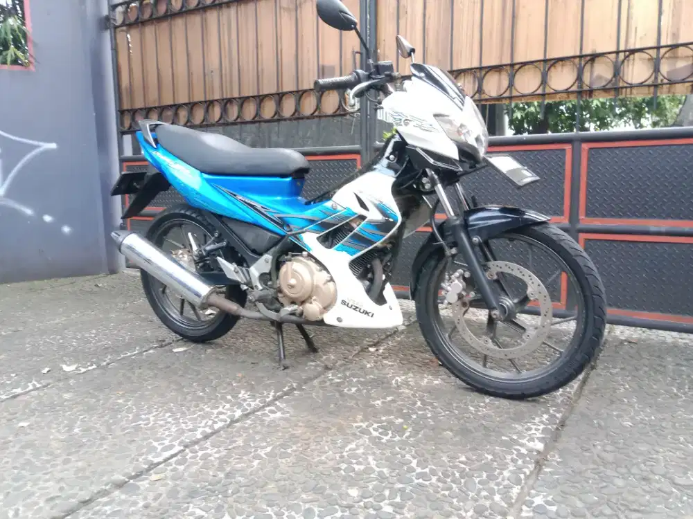 Suzuki satria Fu 150cc 2011 full orisinil
