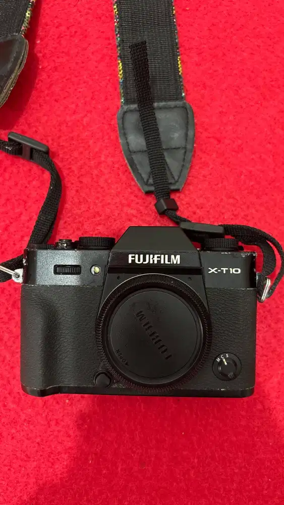 Kamera Fujii Film XT 10 ( Body Only) 4000