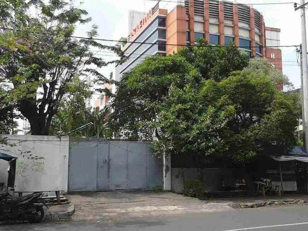 dijual lahan/tempat komersial di raya manyar surabaya