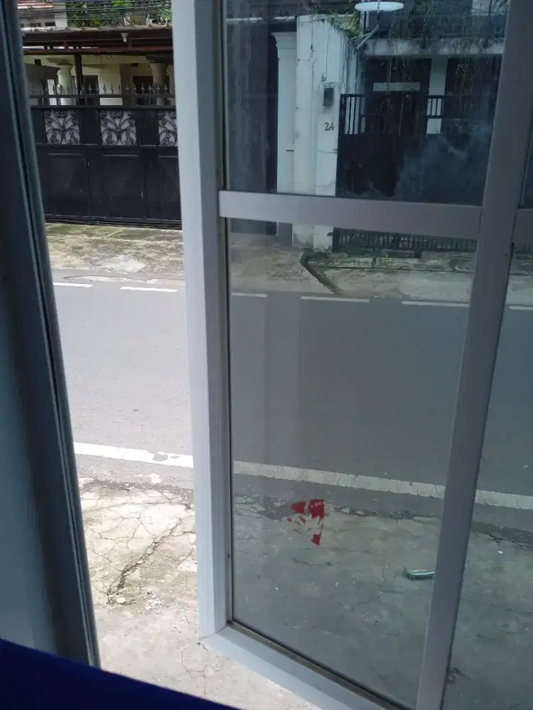 karyawan laundry