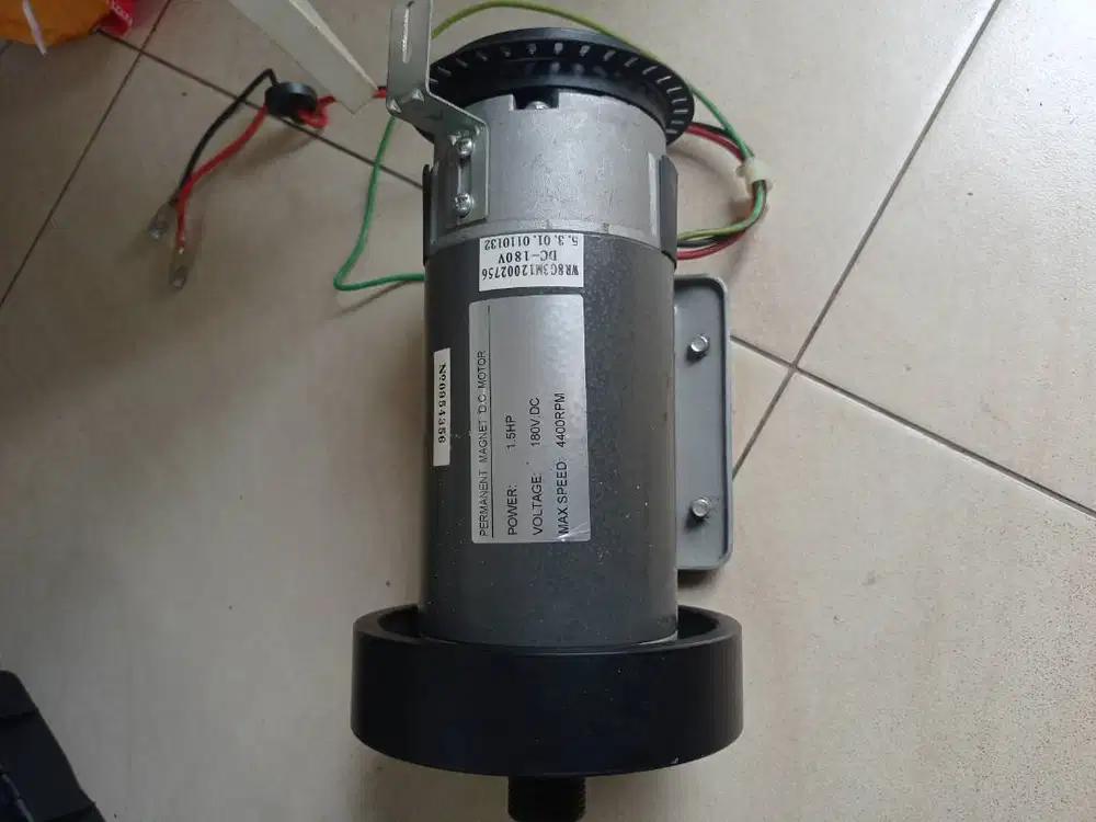 Dynamo treadmill DC 180v 4400RPM