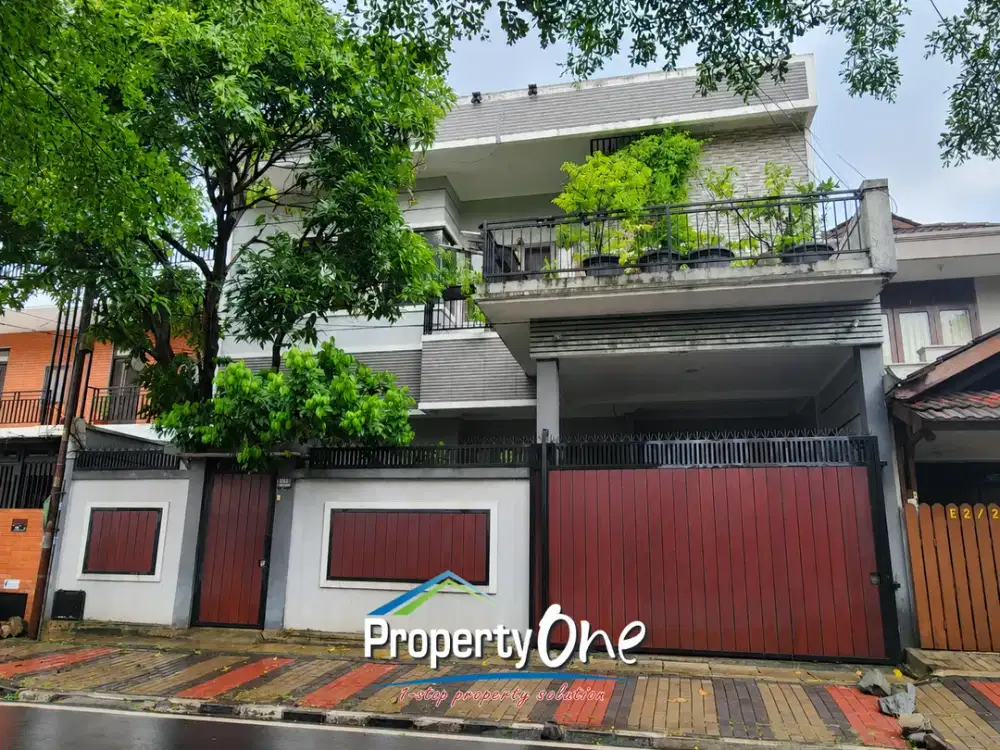 Jual Rumah 2,5 Lantai Lokasi Sangat Strategis Di Rawa Buntu Selatan Dekat Akses KRL Rawa Buntu, Tol BSD, Pusat Kuliner BSD, Mall AEON, Dan Kawasan BSD