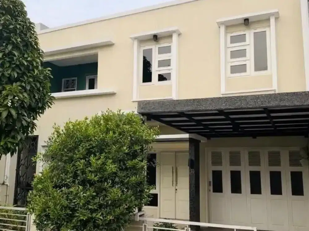Dijual Rumah Cantik 2 LT Siap Huni di Taman Galaxy Bekasi Selatan