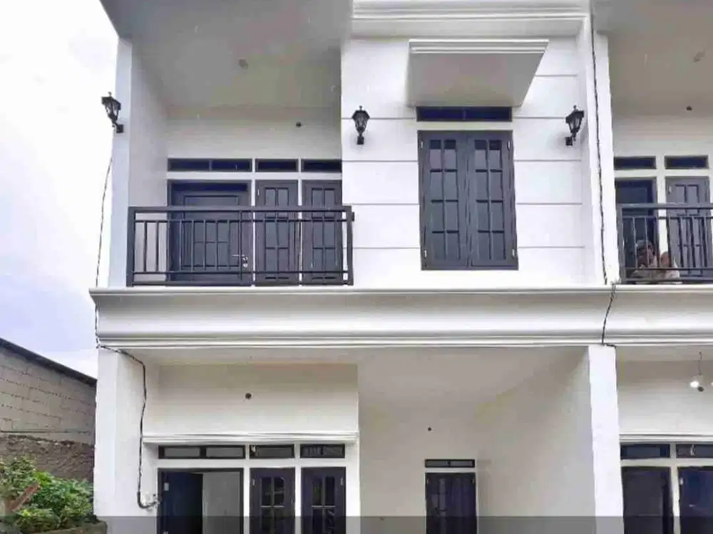 Rumah 2 Lt Dgn Rooftop di Condet Dekat PGC, Toll Cawang, Pasar Kramatjati, TB.Simatupang, Halim PK