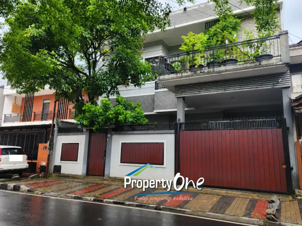 Jual Rumah 2,5 Lantai Lokasi Sangat Strategis Di Rawa Buntu Selatan Dekat Akses KRL Rawa Buntu, Tol BSD, Pusat Kuliner BSD, Mall AEON, Dan Kawasan BSD
