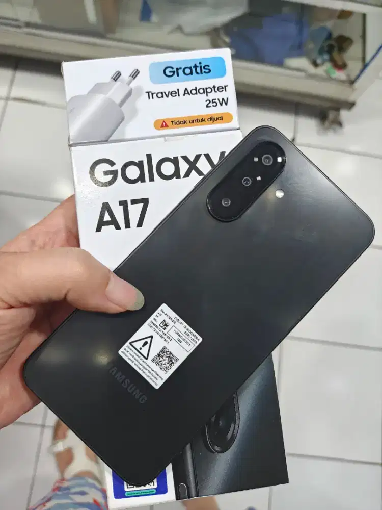 Samsung A17 8/128