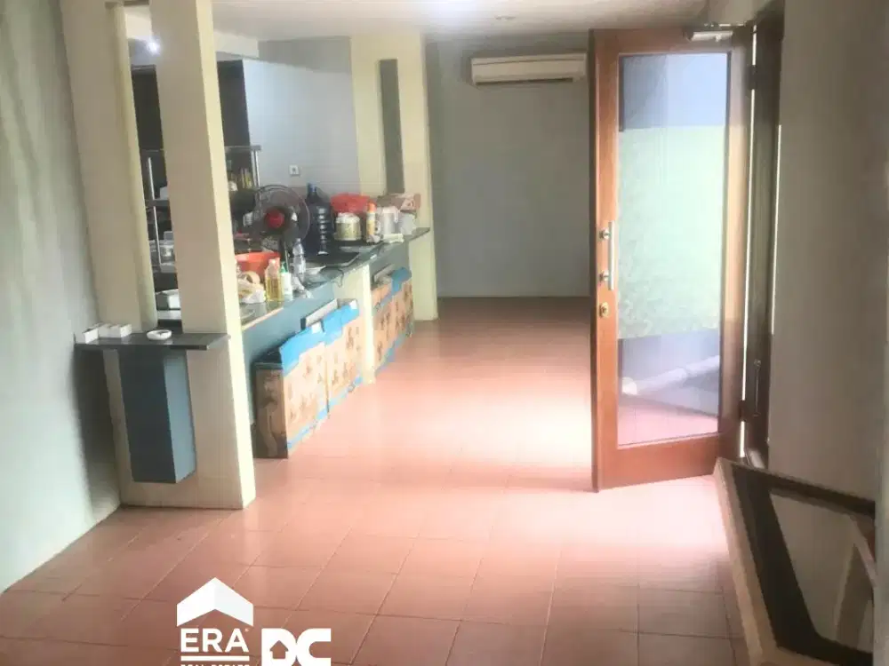 JUAL Rumah Besar Tengah Kota Bisa Untuk Kantor di Brumbungan Gajahmada Semarang