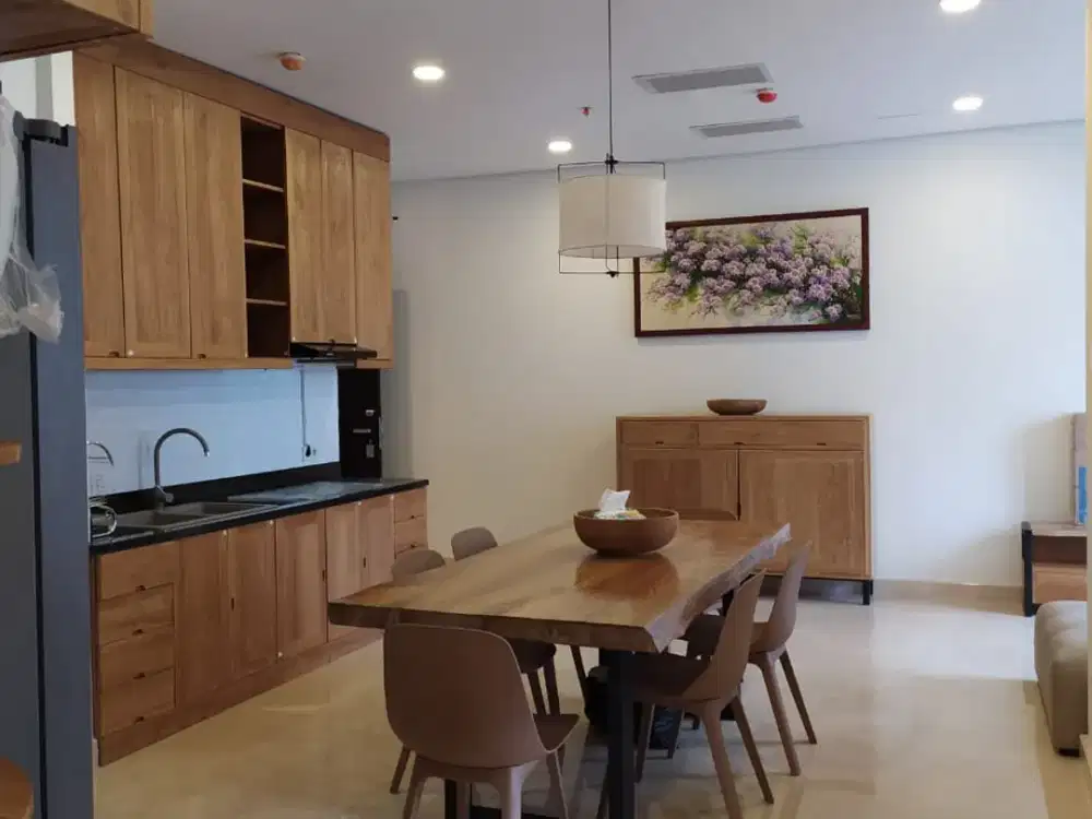 Luxury Apartment Sudirman Suites Uk 95Sqm, Furnisheedd!