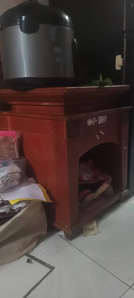 Dijual meja kamar berapa aja,harg tertinggi angkut
