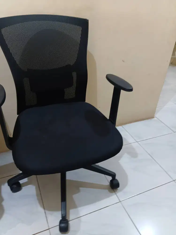 Kursi kantor roda rumahan