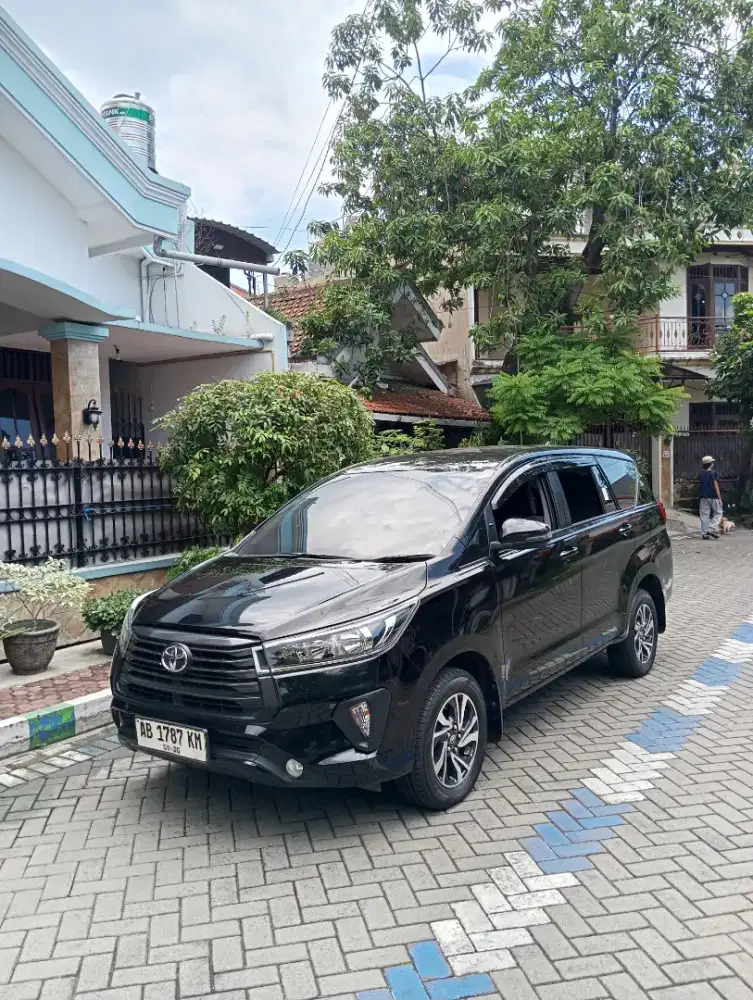Innova Reborn G Diesel Matic 2025