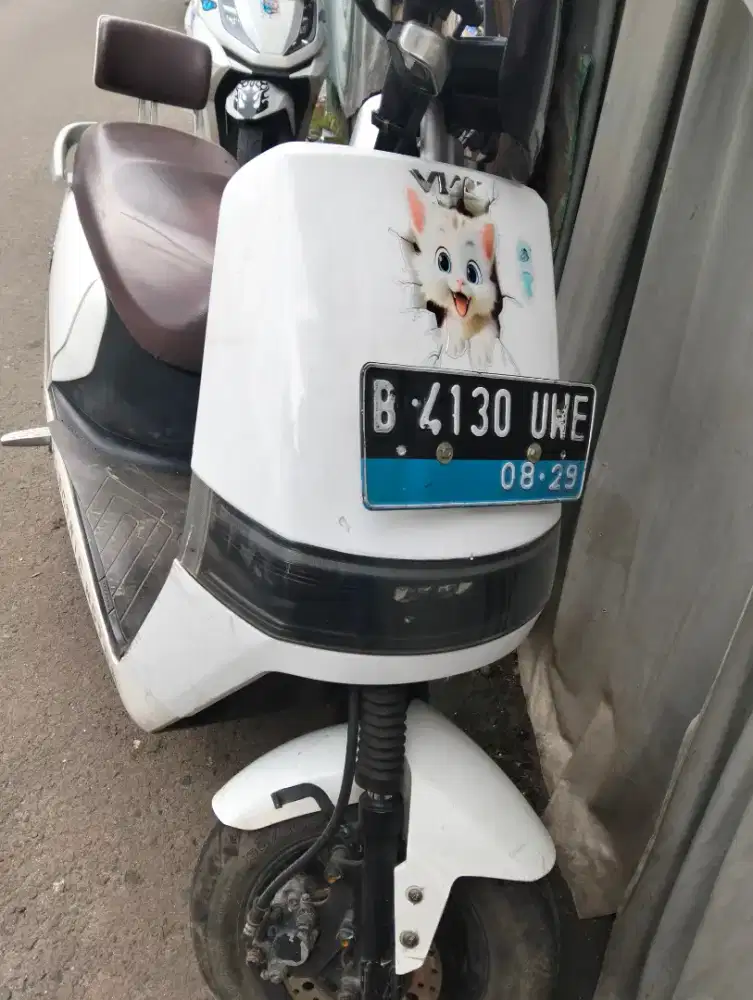 Motor listrik Viar XN th 2024, pemakaian sendiri, harga 5,2 jt