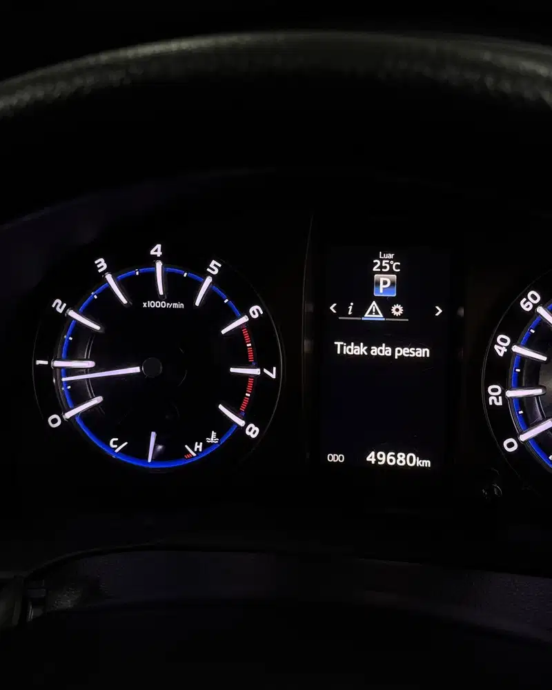 [KM 40RB] INNOVA V AT LUXURY 2019 / 2020 BENSIN Tgn Ke 1 Bisa TT 2018
