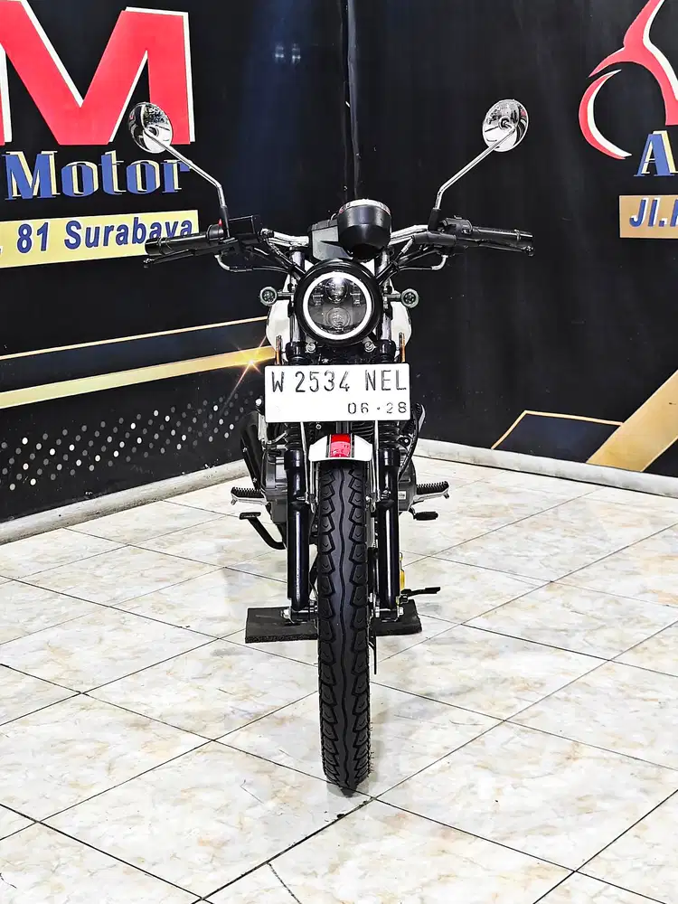 Motobi 152 cafe recer 2023 keren odo.800 mulus. Anugerah motor rungkut