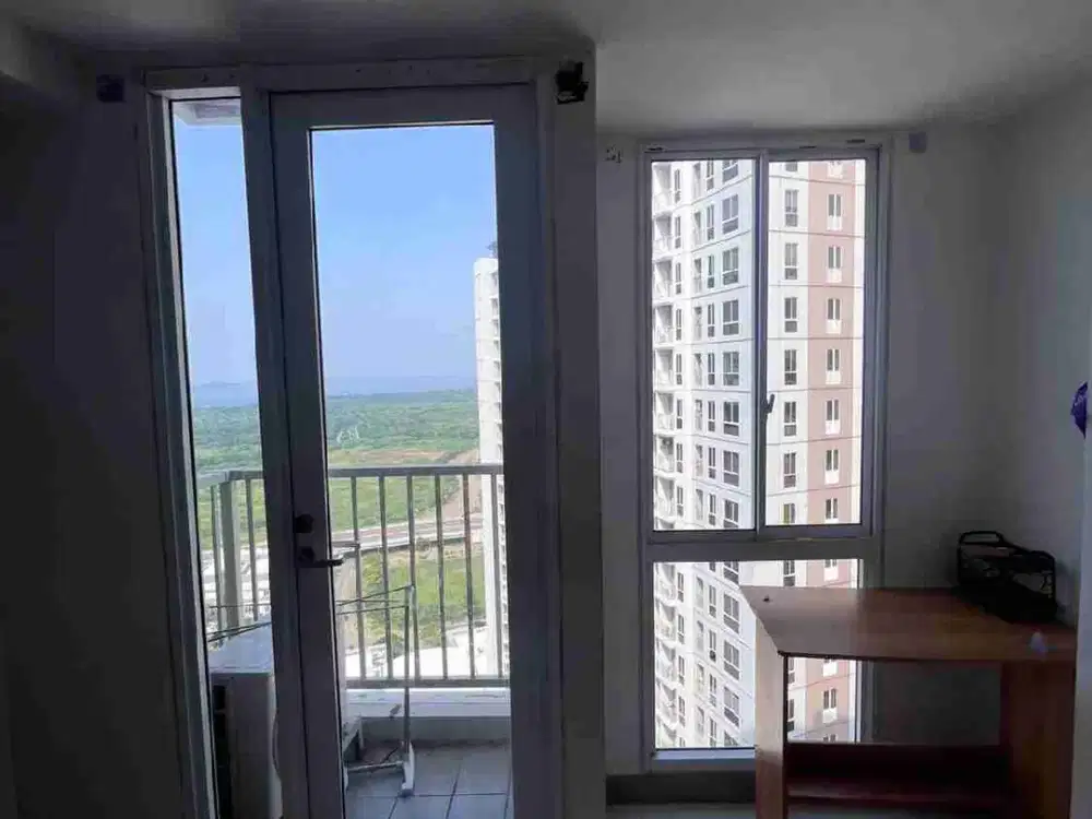 Dijual Apartemen Tokyo Riverside Pik 2 Studio Semi Furnish View Laut
