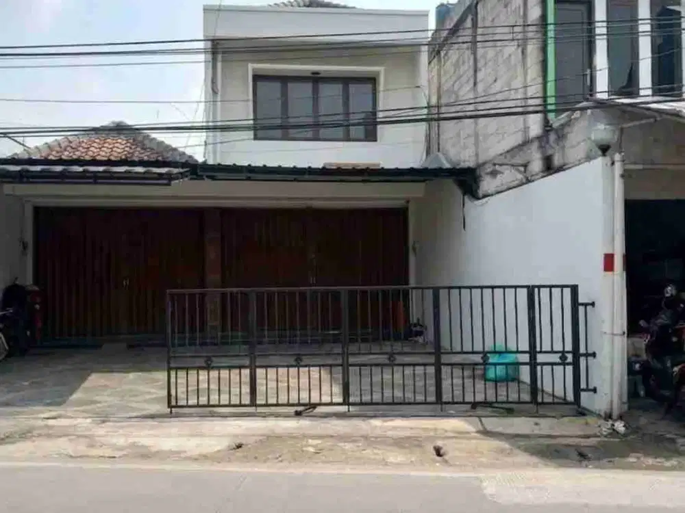 RUKO RAMAI CONDET 2 LANTAI JAKARTA TIMUR disewakan