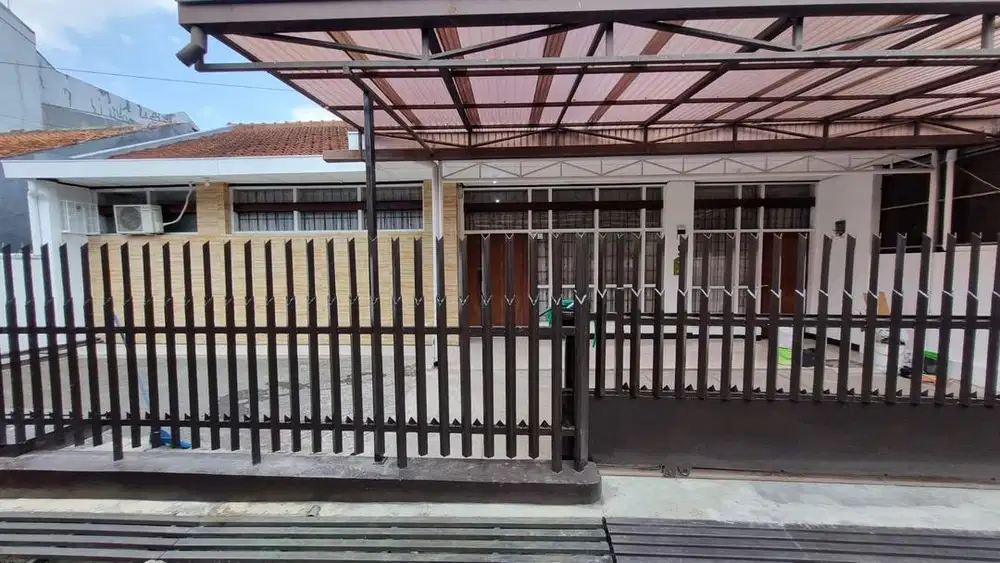 Disewakan rumah (tahunan)