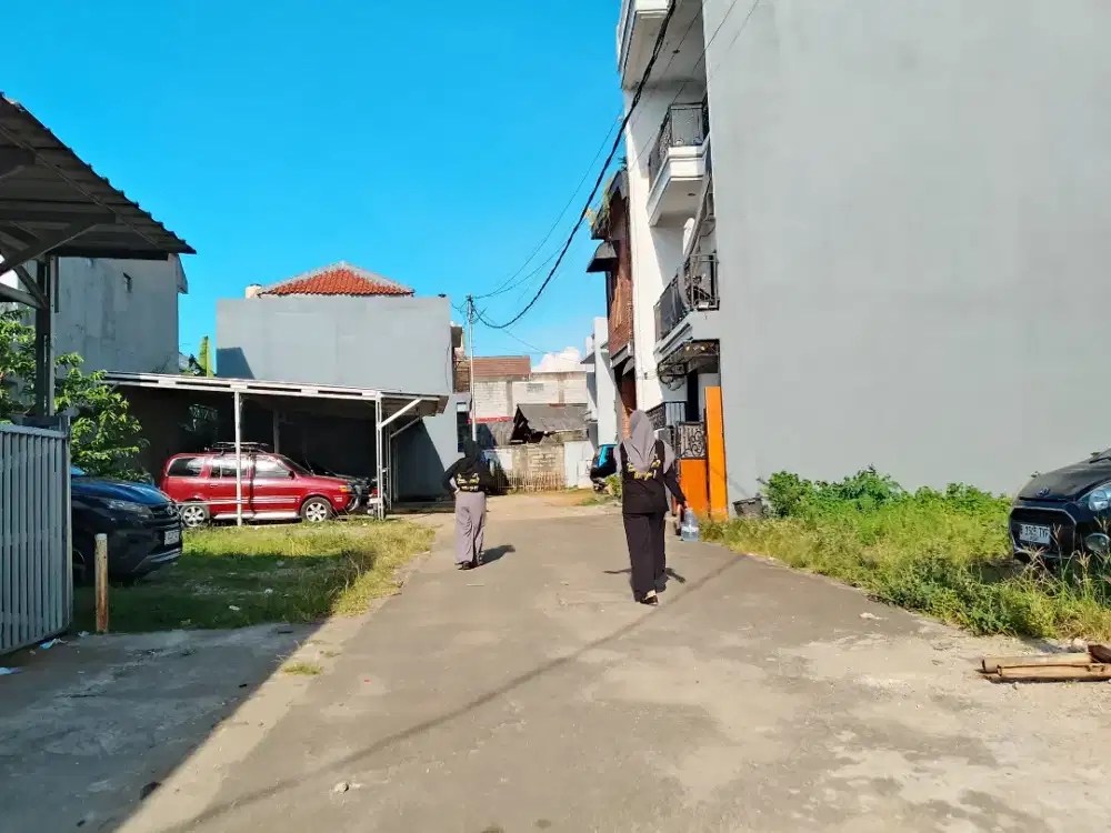 Rumah Modern Siap Huni , Harga Terjangkau - Bisa KPR di H Buang Jaktim