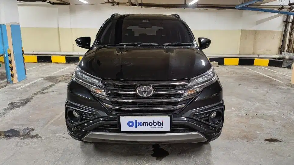DP MURAH Toyota Rush 1.5 GR Sport Bensin-AT 2022 Hitam CEZGB
