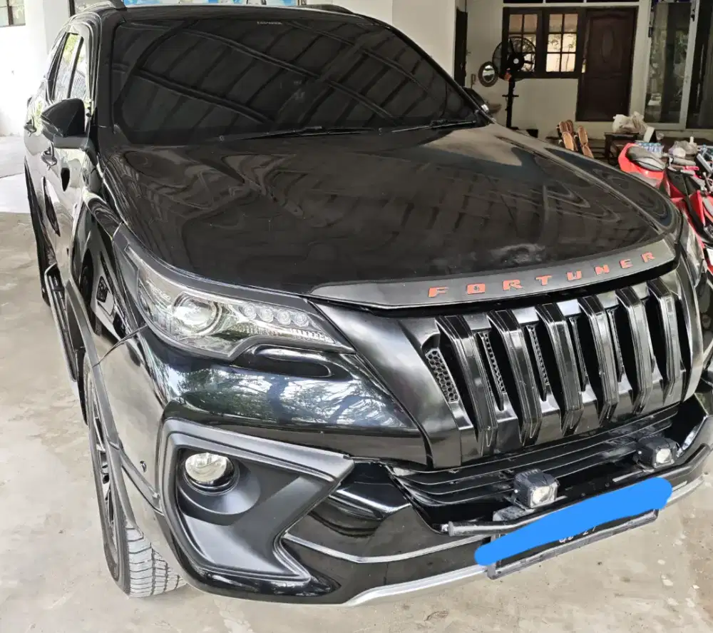 TOYOTA FORTUNER TYPE VRZ TDR SPORT 4x2 2019