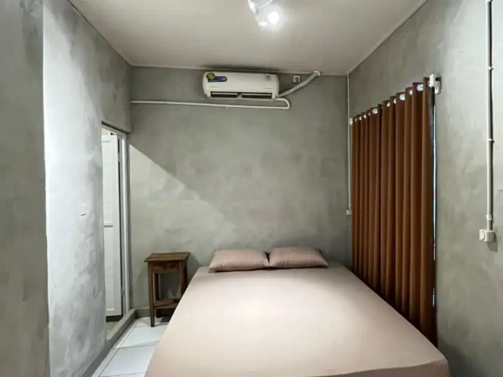 SEWA KOS AC DEKAT PAKUWON DAN THE PARK MALL SOLO BARU GROGOL