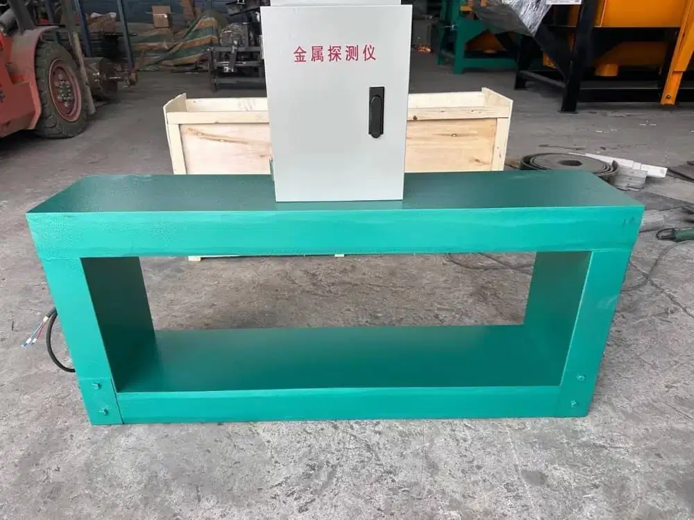 metal detector material handling