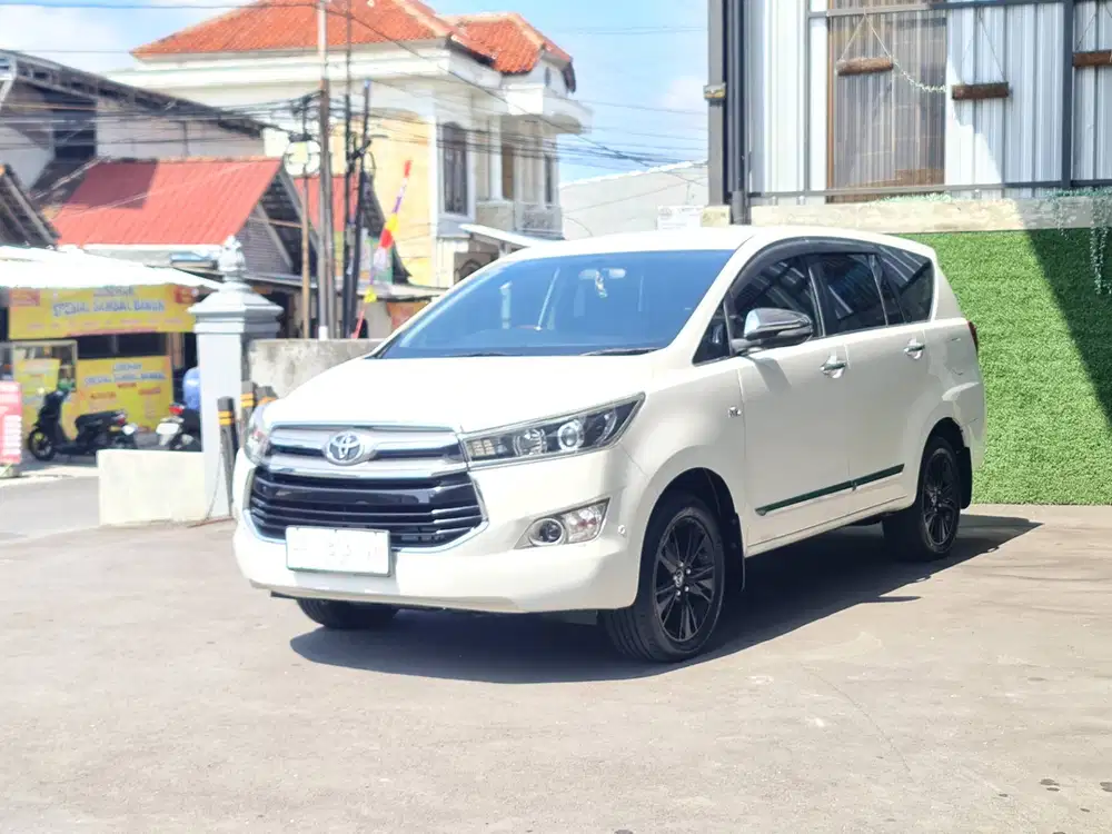 Innova Q 2017 Matic langka bebas laka