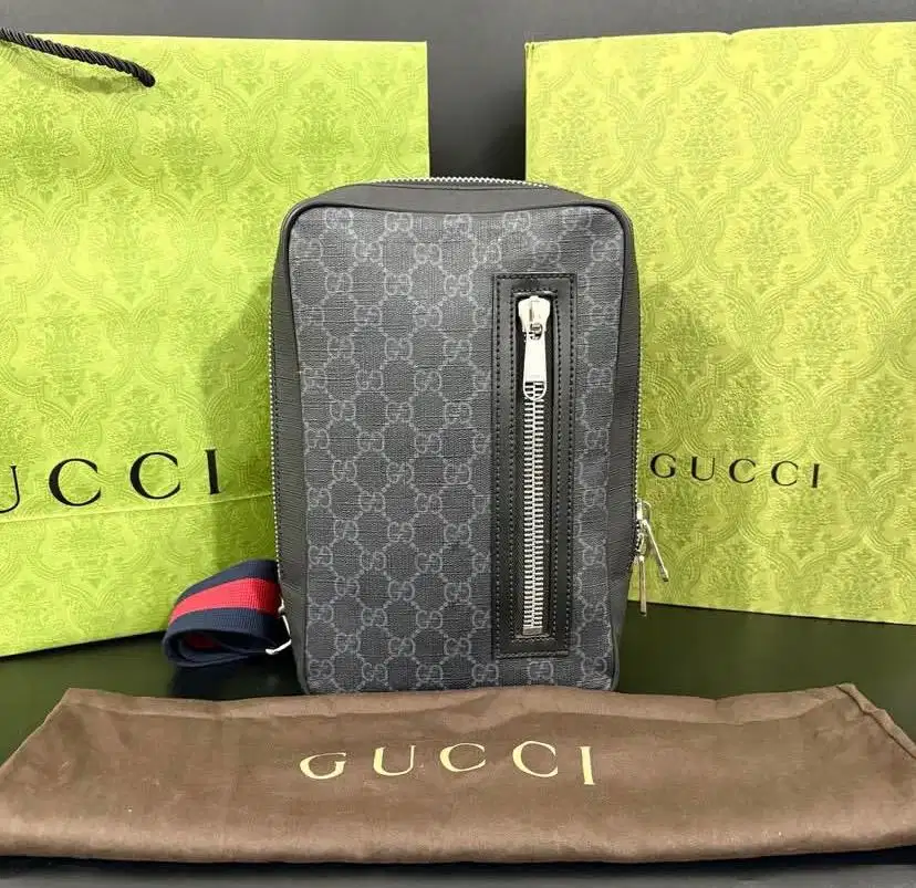 Gucci Supreme Slingbag Crossbody Bag