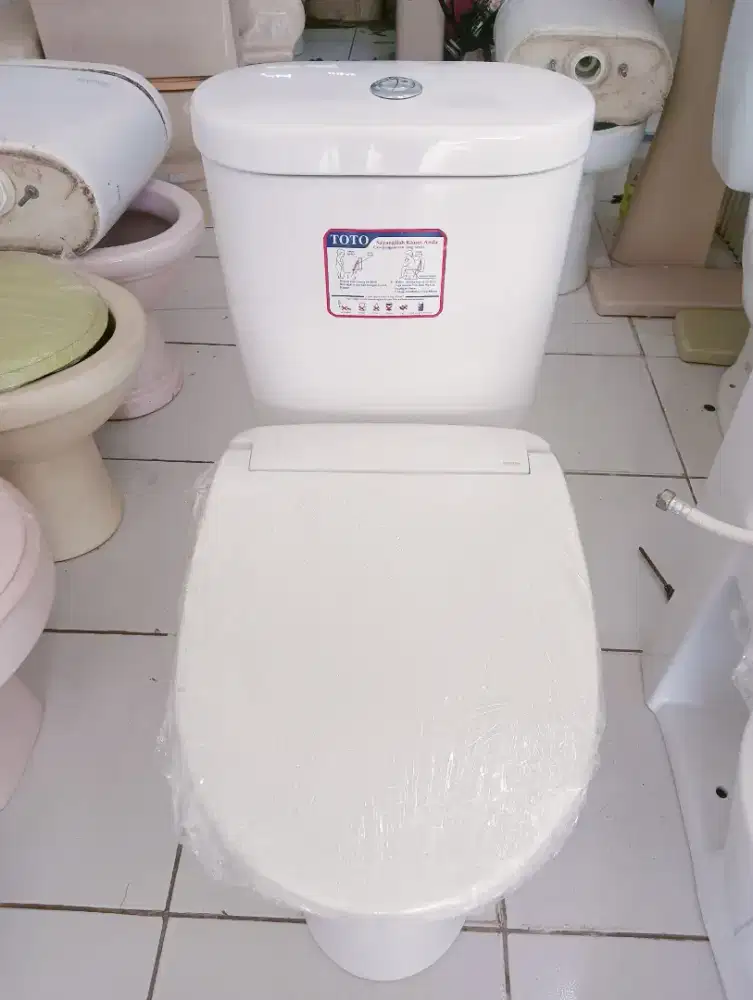 kloset duduk Toto type cw421jp + ecowasher lengkap
