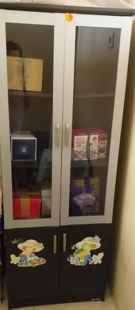 Lemari pajang,lemari rak buku