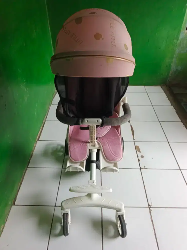 Stroller bayi bekas