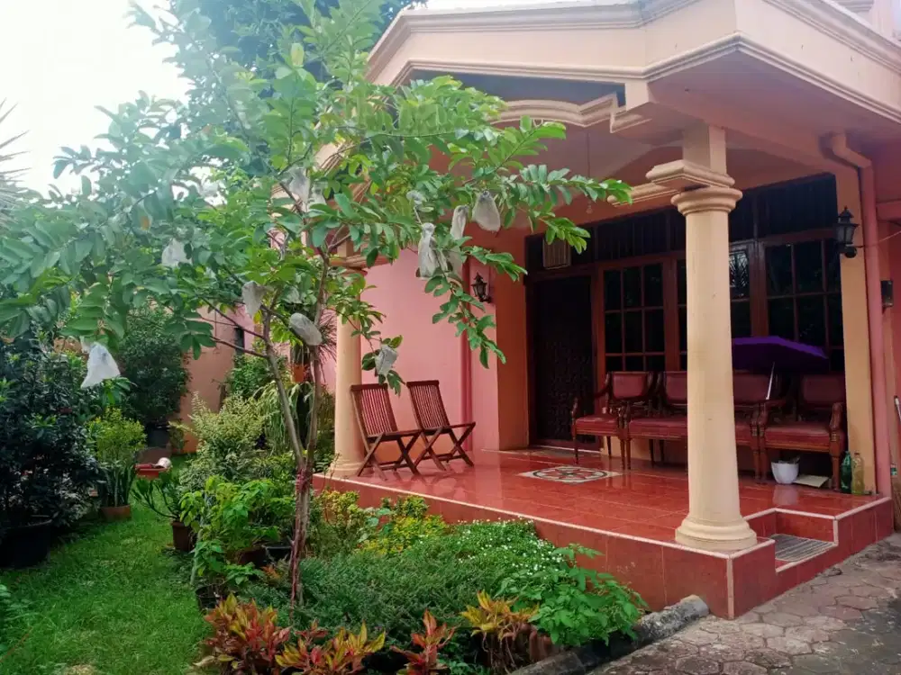DIJUAL CEPAT RUMAH BANGUNAN TIMUR PULOMAS  JAKARTA TIMUR