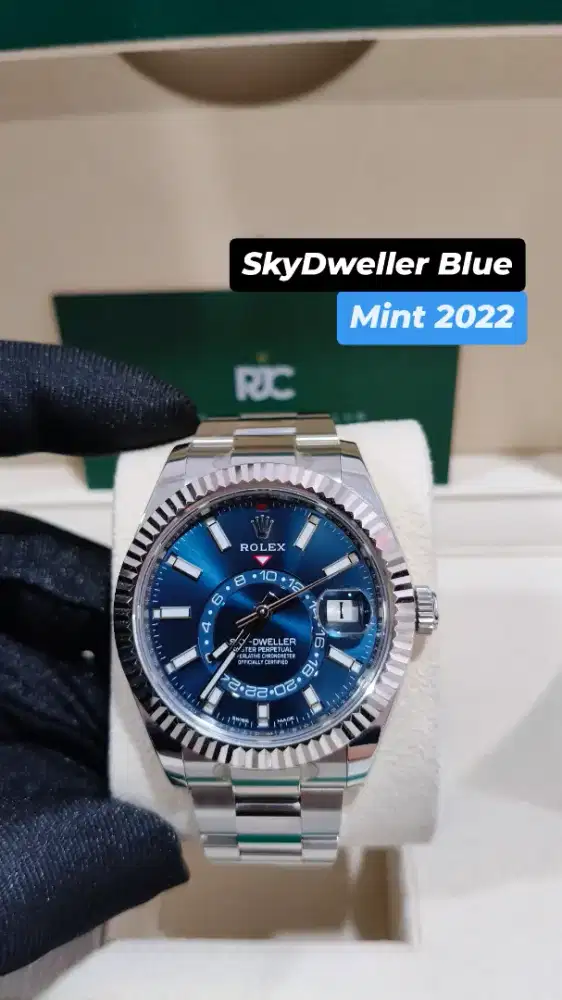 jam tangan Rolex Skydweller Blue 326934 Fluted Oyster