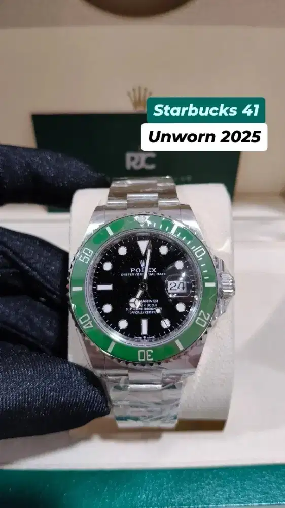 jam tangan Rolex Submariner Green 41mm 126610LV