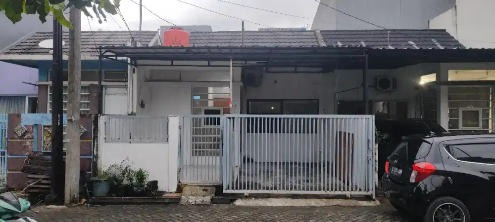 Kontrakan  Tahunan