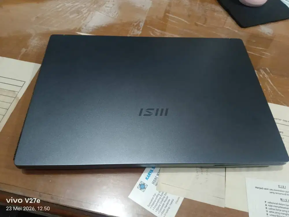LAPTOP MSI Modern 14