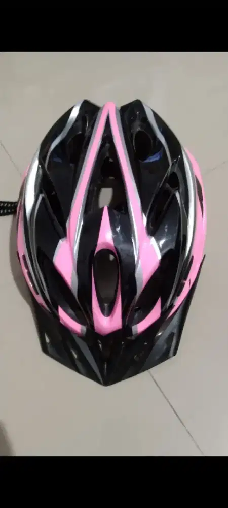 Helm sepeda cowo cewe