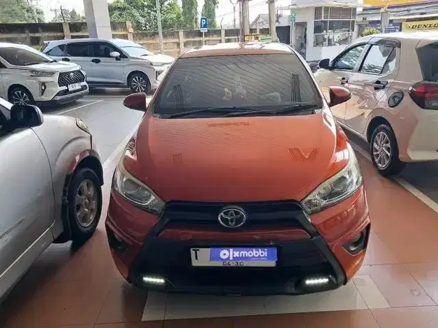 LOW DP Toyota Yaris 1.5 S Bensin-AT 2015 3BQ