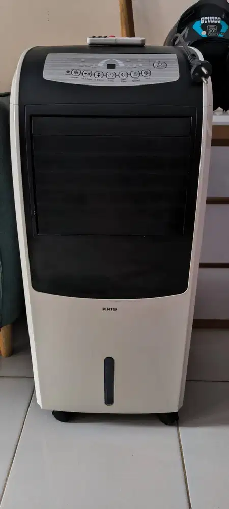 Kipas angin Kris Air Cooler 1500 Cmh - Abu-abu (Ace Hardware)