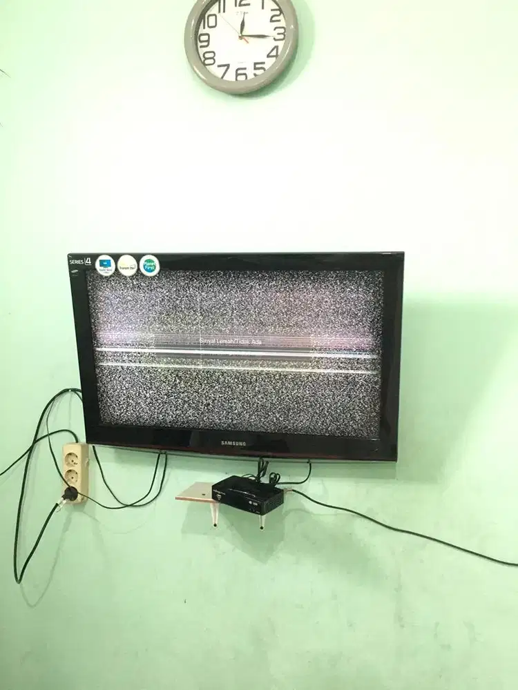 Televisi samsung bekas 32 harus perbaiki lcd,1 jt nego
