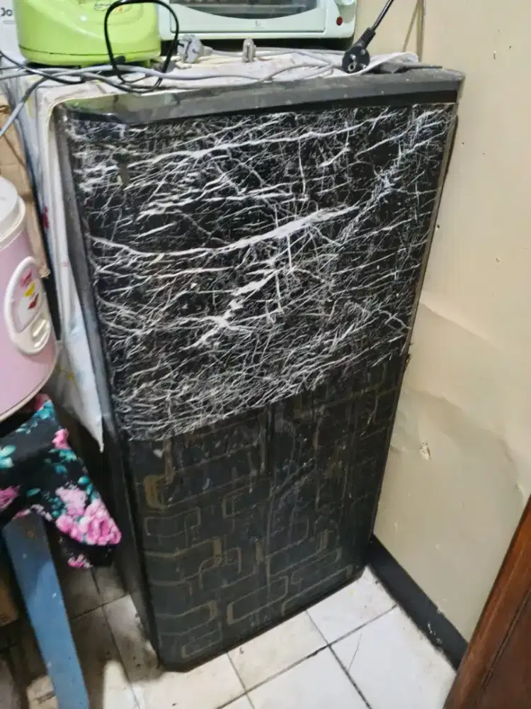 DIJUAL KULKAS PANASONIC NORMAL DINGIN